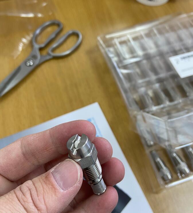 IKEUCHI池内喷嘴型号： 1/4M VVP 115 03...