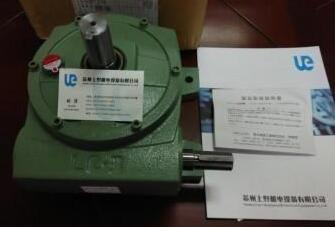 净重73公斤的AOKI青木精密蜗轮减速机型号LC6-60