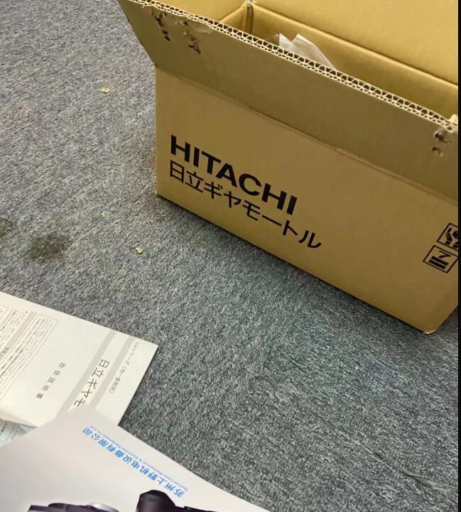 润滑脂采用双排密封结构的日本日立减速电机型号GP55-750...