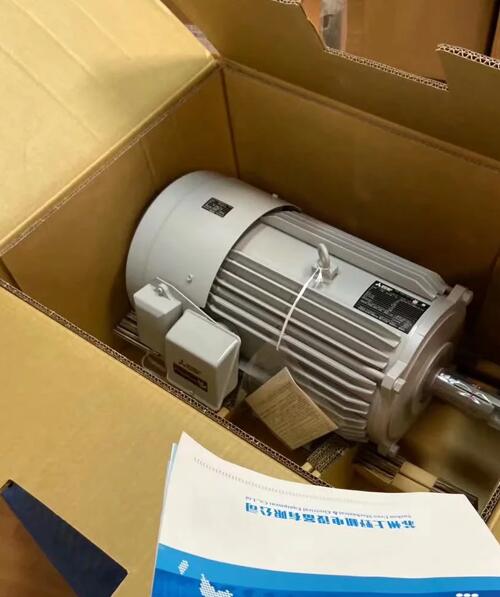 日本三菱三相电机 型号：SF-PR-CN （200V-4P-...