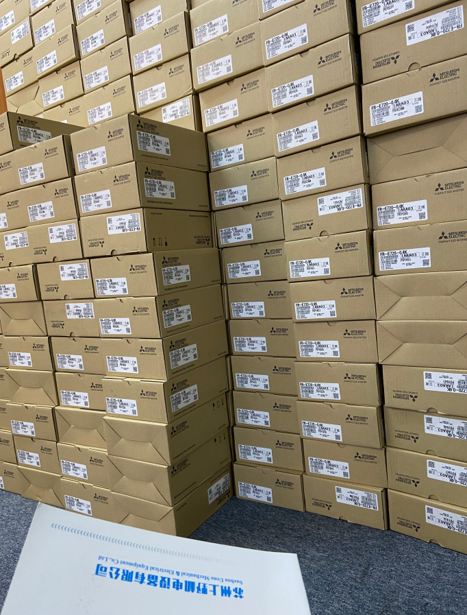 日本三菱变频器型号：FR-E720-0.4K 004.png